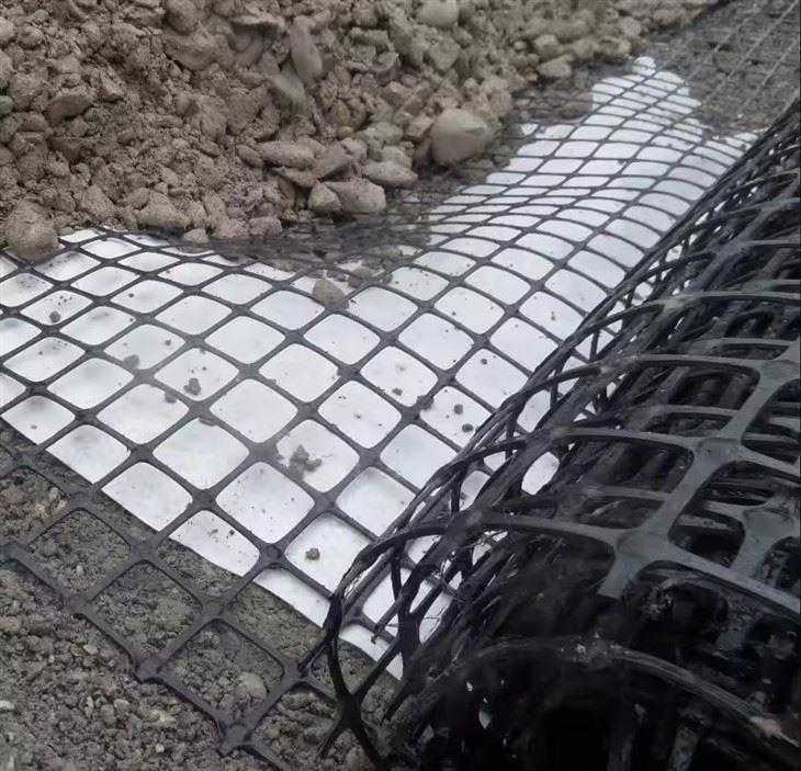 Plastics Biaxial Geogrid